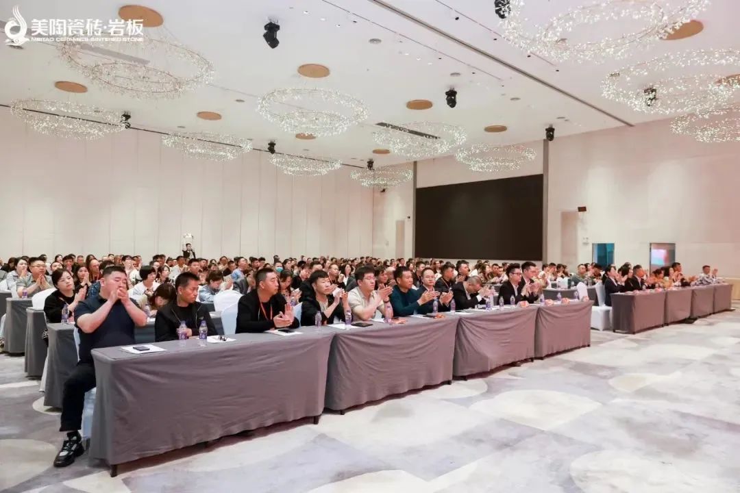 20多个瓷砖品牌重磅发布2024品牌战略！鹰牌冠珠宏宇顺辉新中源新恒隆…(图38)