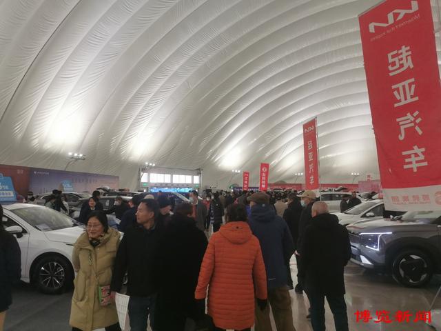 淄博首届萝卜糖球民俗文化节家博会汽博会开幕打响2024年淄博行业展会第一枪(图2)