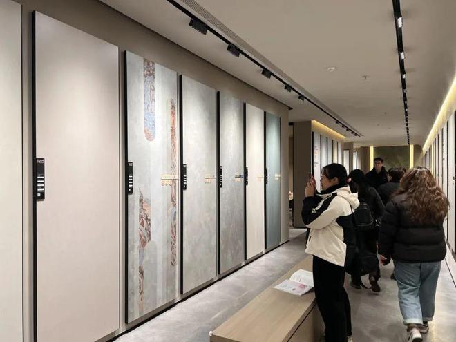 冠珠瓷砖2024年浙江大区经销商峰会隆重举行(图10)
