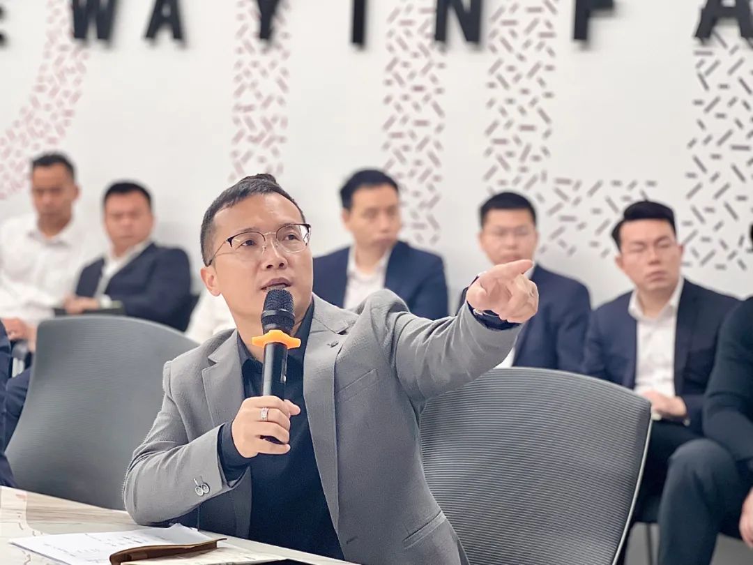 鉴往知来砥砺前行QD瓷砖吹响奋进2024冲锋号！(图2)