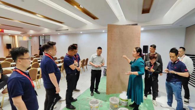 战略签约多维发力打好陶瓷一线开年冲锋战(图3)