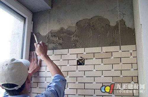 瓷砖粘合剂的施工方法(图2)