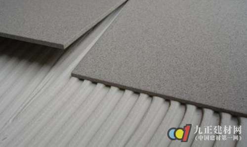 瓷砖粘合剂的施工方法(图1)