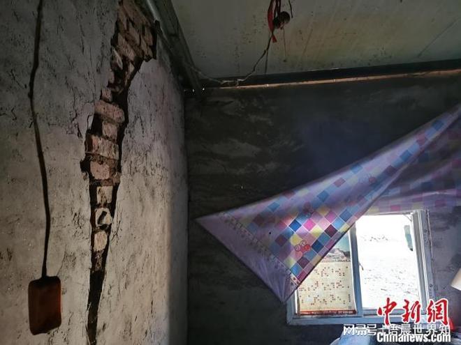 青海民众自述：“地震时瓷砖差点砸到我的头上”(图1)