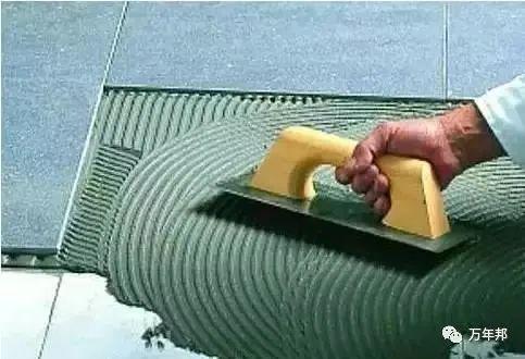 万年邦：为什么瓷砖胶里不能加水泥？(图3)