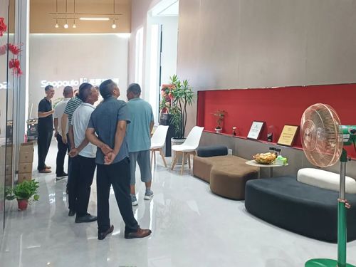 星店开业圣堡龙陶瓷永城旗舰店第二分店盛大启航(图4)