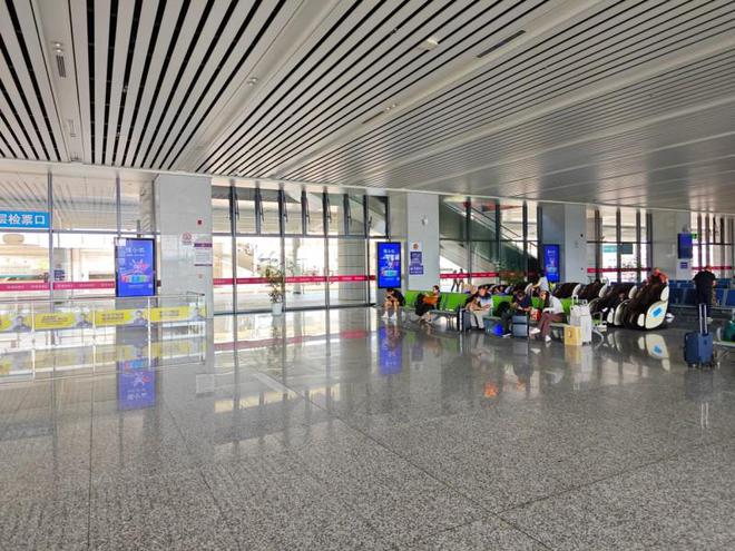 涂料界大动作：中国瓷砖铺贴品牌涂小二高铁广告刷屏了(图4)