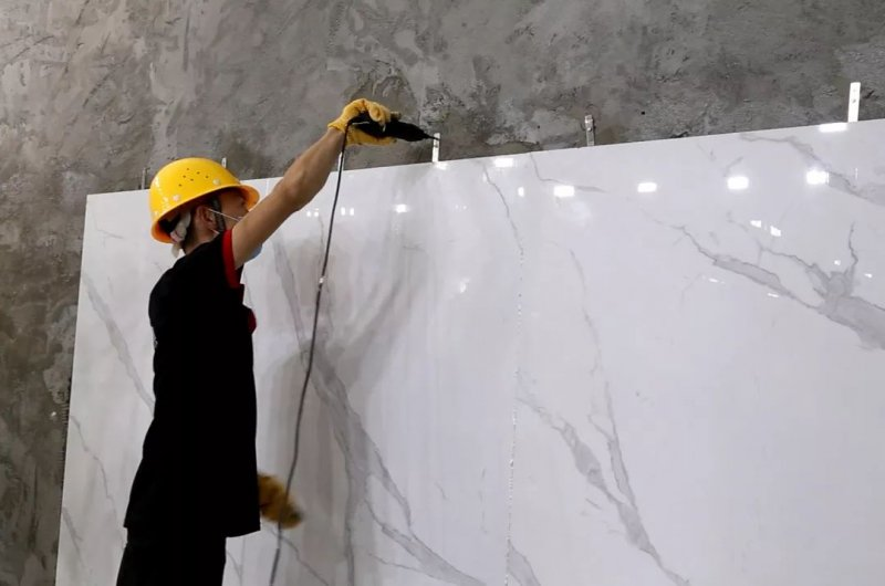 抗形变为岩板实力护航----立多宝岩板专用超柔瓷砖胶为而生(图4)