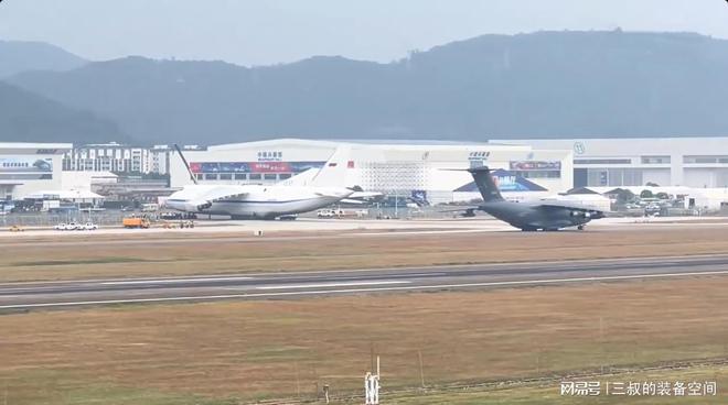 安124和运20同框最大载重量差了三倍运20更像个小孩(图3)