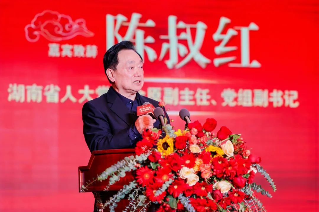 宇宙中心万家丽携手并进启新程！(图7)