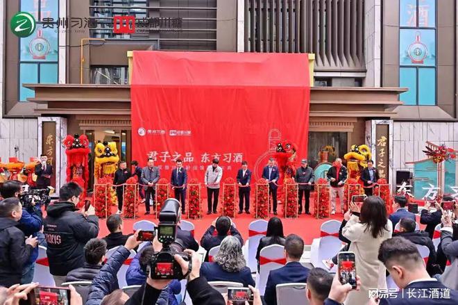 双品牌+双引擎+组合拳习酒破局2025(图4)