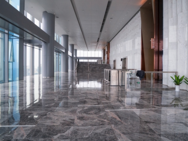 贴瓷砖用什么粘合剂？选对材料让家居更牢固(图1)