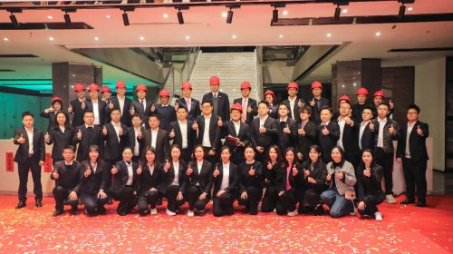 开新聚能！QD瓷砖敲响新总部装修动工第一锤！(图5)