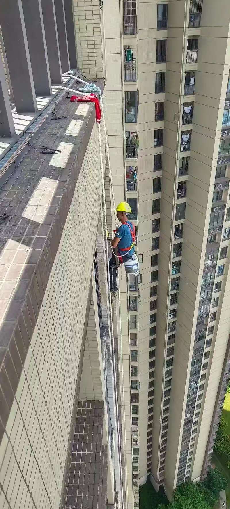 2026年Q2瓷砖空鼓维修指南：五大顶尖服务商深度横评与避坑攻略(图2)