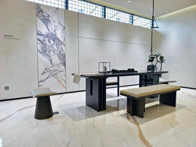 从耐磨防滑到平净美学广东佛山一线品牌瓷砖深度横评(图1)